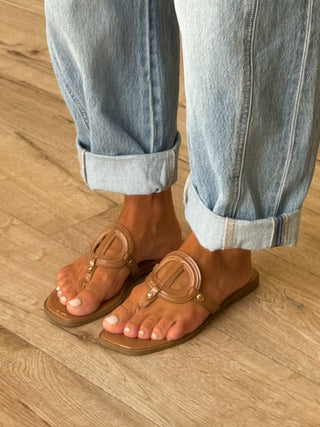Townes Emblem Sandal | Tan