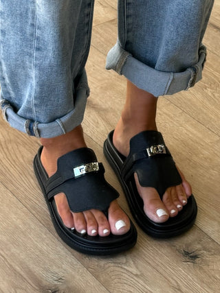 Esme Sandal | Black