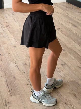 Track Record Active Shorts | Black