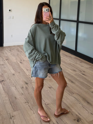 Wave Catcher Oversized Top | Evergreen