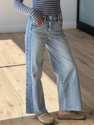 Flynn Wide Contrast Jeans | +Plus Available