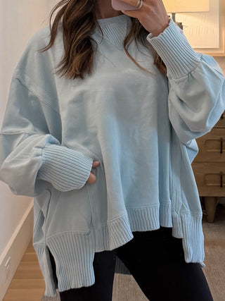 Kick Back Hi-Low Pullover | Powder Blue