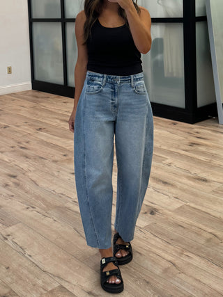 Scoop Neck Crop Ribbed Tank | Black
