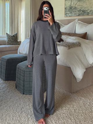 Off The Scene Long Sleeve Top | Grey