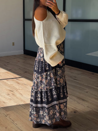 Meadowlore Tiered Skirt | Noir Garden