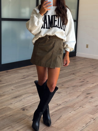 "GAMEDAY" Sweatshirt | Heather Grey