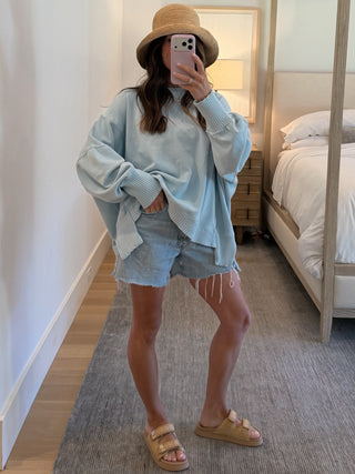 Kick Back Hi-Low Pullover | Powder Blue