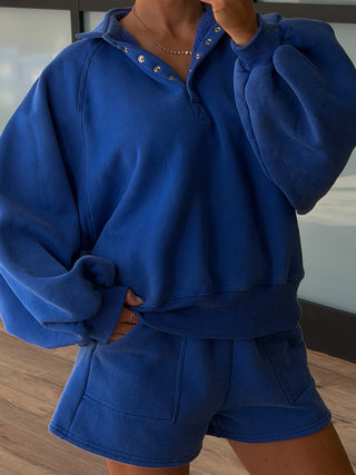 The Vintage Snap Crew | Cobalt