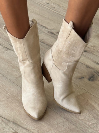 Boone Western Boot | Taupe