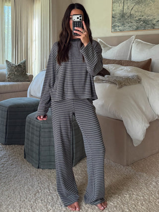 Off The Scene Long Sleeve Top | Grey