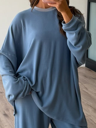 Just Chillin' Contrast Knit Pullover | Blue Dusk