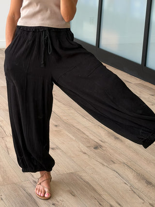 Austyn Baggy Balloon Pants | Black