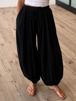Volare Cotton Balloon Pants | Black