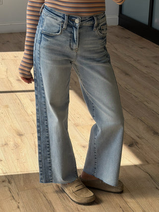 Flynn Wide Contrast Jeans | +Plus Available