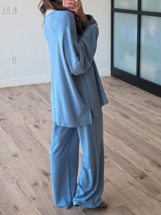 Just Chillin' Contrast Knit Pullover | Blue Dusk