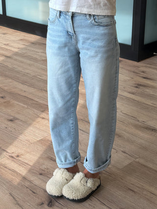 Kael Cropped Barrels | Light Wash | +Plus Available