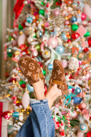 Teddy Faux Fur Buckle Clogs | Brown Print