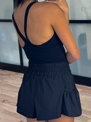 Vital Ribbed Crop Cami | Black