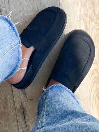 Nolan Slip-On Clogs | Black