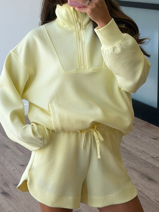 Activate Mock Neck Pullover | Lemon