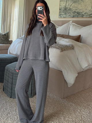 Off The Scene Long Sleeve Top | Grey